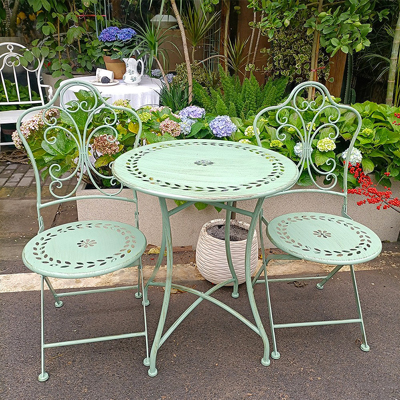 French Country Iron Table and  - Outdoor Furniture Metal Chairs 评论和价格